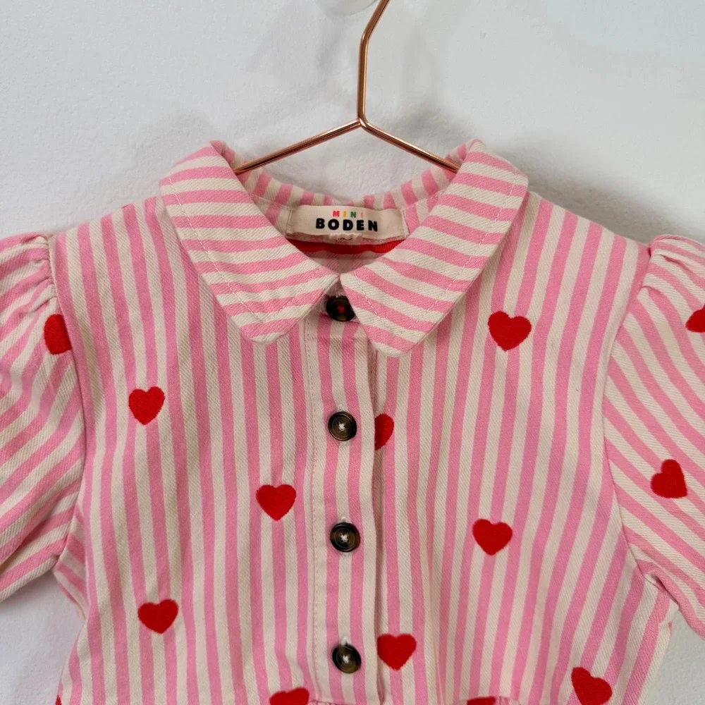 Mini Boden Girls Pink White Striped Red Heart Embroidered Denim Dress 6-7Y G5127